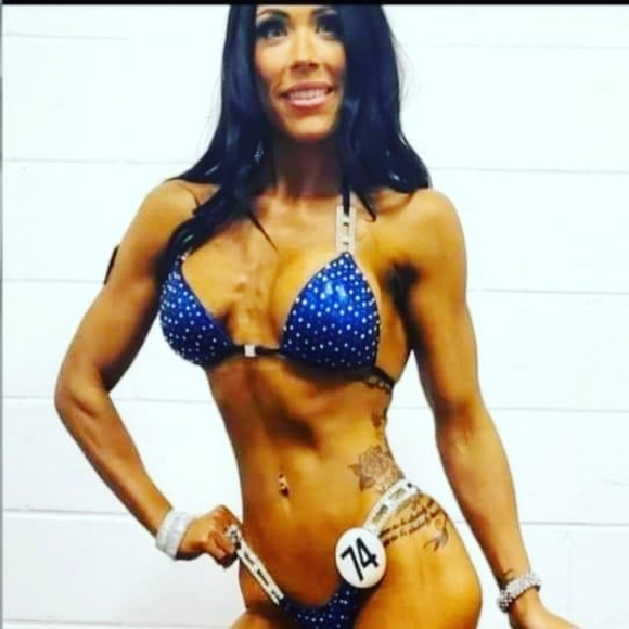 Meet your Posher, Jay - Picture 2 of 2